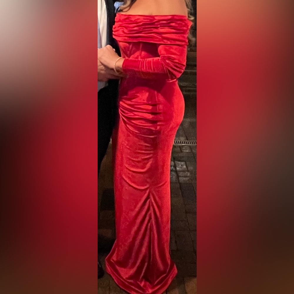 Gorgeous Tabija Custom Made Red Velvet Dress - image 4